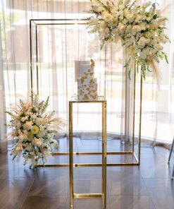 image of a gold mirror backdrop frame