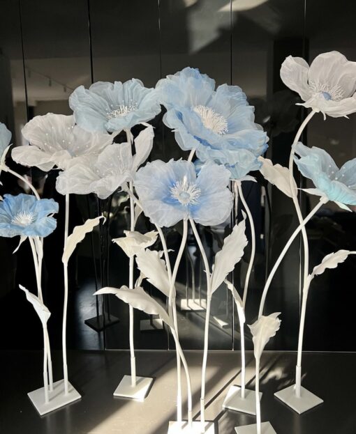 image of a Set of Blue & White Blooms