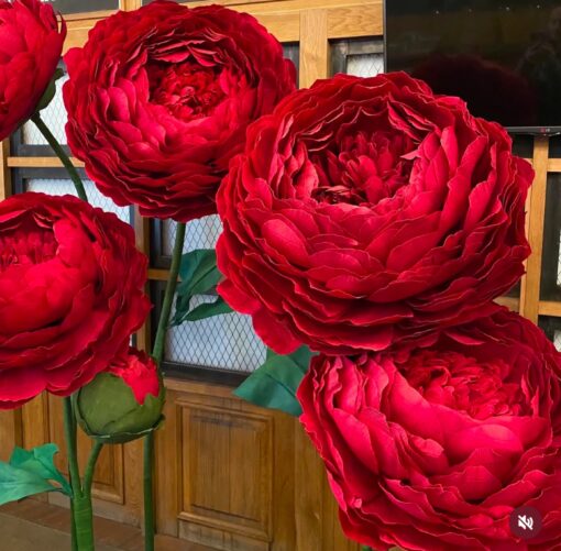 3 Giant Scarlet Flowers - Image 2