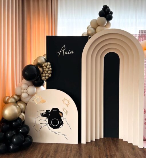 Ania’s Chic Monochrome Package