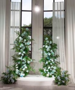 Flower Arrangements & Cascades